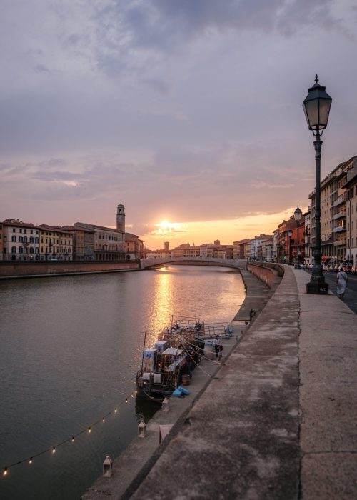 Arno, der Fluss von Pisa